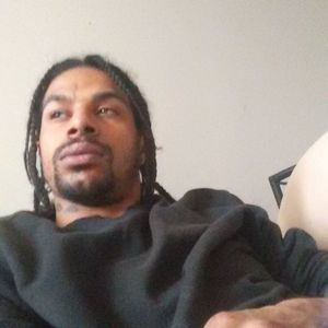 Meet your Posher, Raynon